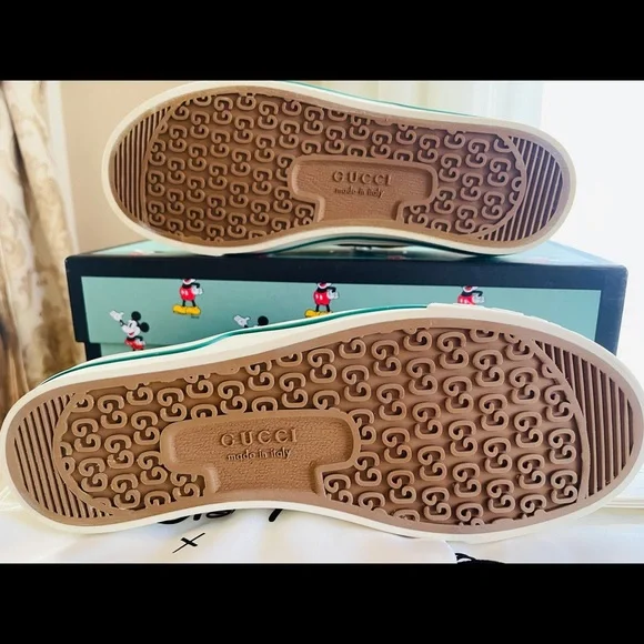 GUCCI Disney Mickey Mouse Tennis 1977 GG Canvas Sneakers Shoes SIZE 38 - Picture 10 of 16